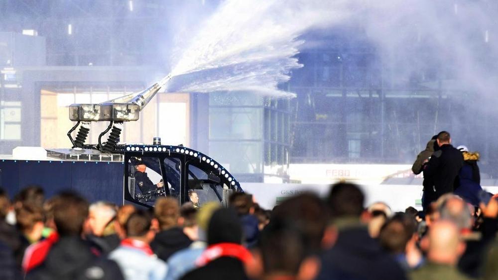 اعتقال أكثر من 100 مشجع ليوفنتوس قبل مواجهة أياكس!