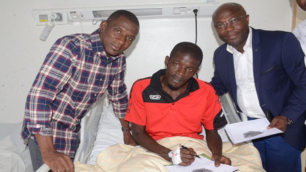 حوريا كوناكري يؤازر حارسه المُصاب بـ"تمديد عقده"