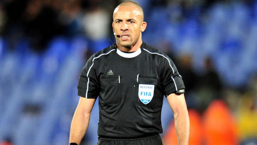 حكم الزمالك - الحسنية .. حذَّر منه "الجزائريون" وعاقبته "الفيفا" واحْتجَّت عليه البنين والسنغال