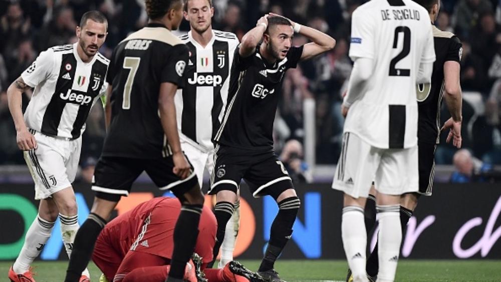 غياب مفاجئ لزياش ونجوم أياكس عن تشكيلة الجولة في دوري الأبطال