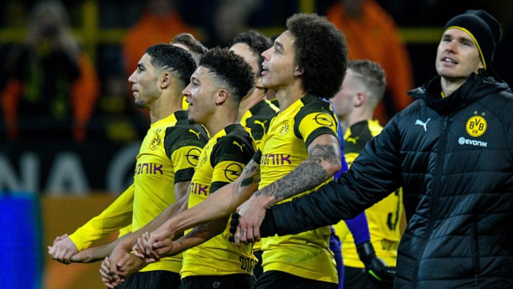 مدرب حكيمي متمسك بأمل التتويج بالدوري الألماني