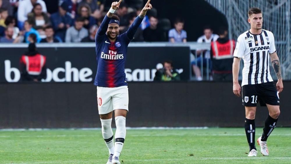 نيمار يقود سان جيرمان إلى فوز معنوي على آنجيه في "الليغ1"