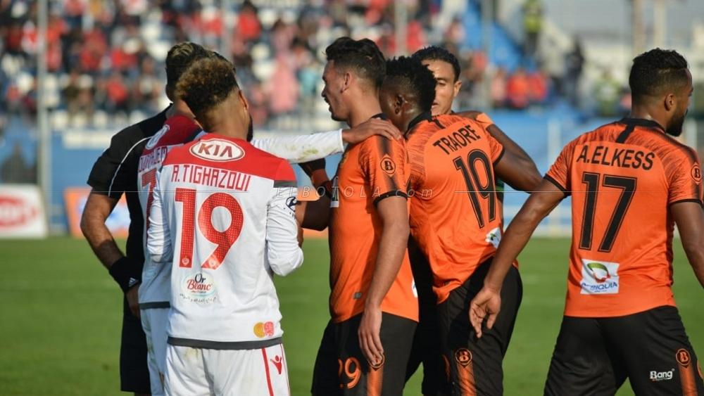 الوداد تتوجه صوب وجدة عبر "رحلة جوية" استعدادا لملاقاة النهضة البركانية