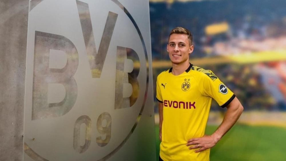 دورتموند يتم ثاني صفقاته الصيفية بالتعاقد مع ثورغان هازارد