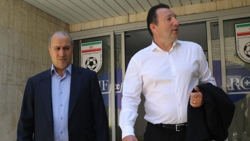 ويلموتس وقع في بلجيكا عقد تدريب المنتخب الإيراني