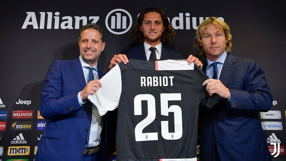 رابيو يعترف: "كريستيانو ساهم في انتقالي إلى يوفنتوس"