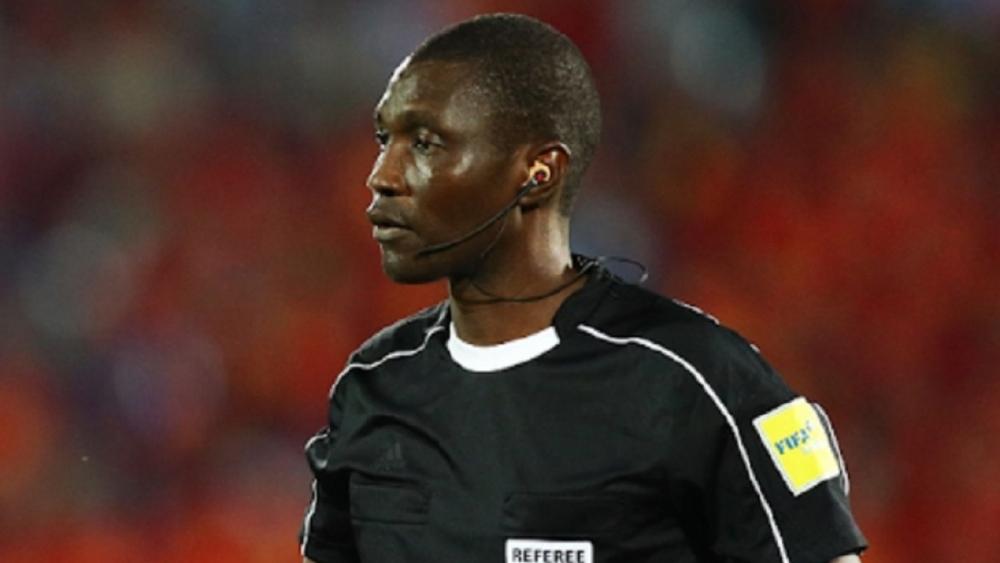 "الكاف" يعين الكاميروني أليوم نيانت حكما لنهائي "الكان" بين الجزائر و السنغال