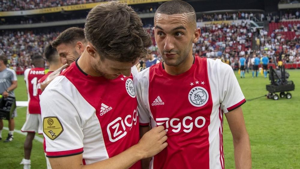 إعلامي هولندي: "زياش يقوم بعمل دفاعي مثل بيرناردو سيلفا في مانشستر سيتي"