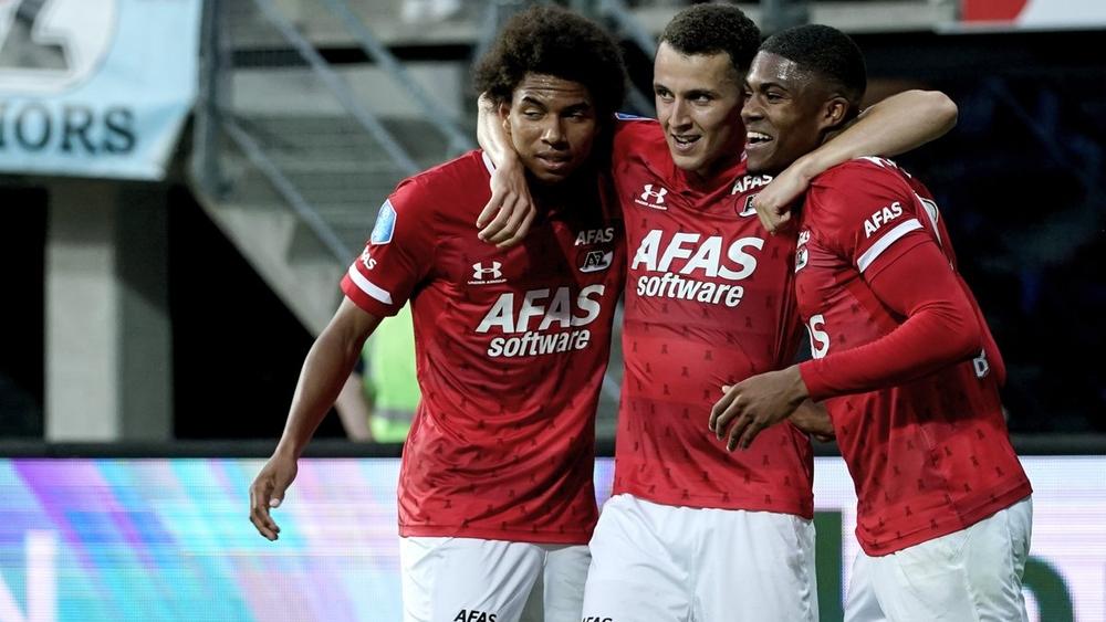 إدريسي يُدشِّن الموسم بسخاءٍ تهديفي ويقود ألكمار لتجاوز "فالفيك" بثنائية