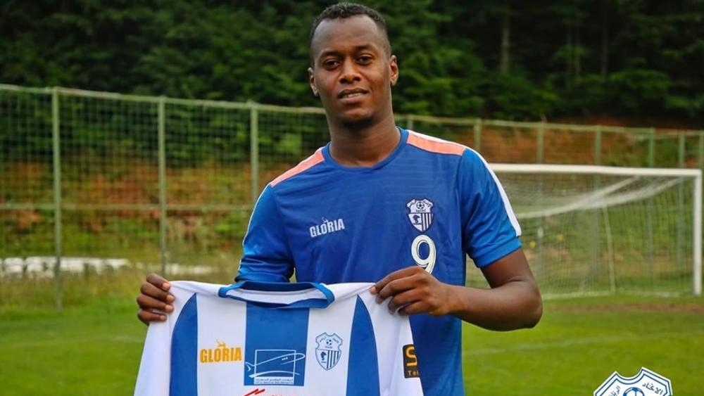 الليبي صالح الطاهر يتوصل بتأشيرة دخول المغرب و مشاركته أمام الرفاع البحريني واردة