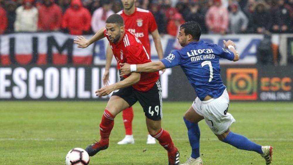 عودة تاعرابت للمنتخب الوطني تستأثر باهتمام الصحف الأجنبية