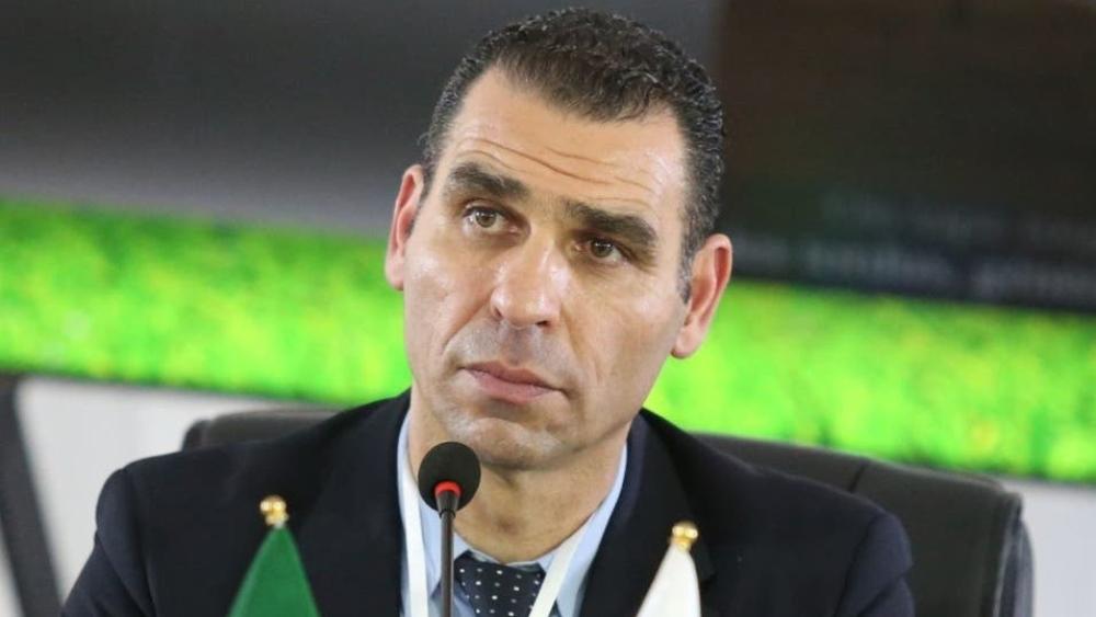 رئيس الاتحاد الجزائري منزعج من تهميشه ويلوح بالاستقالة