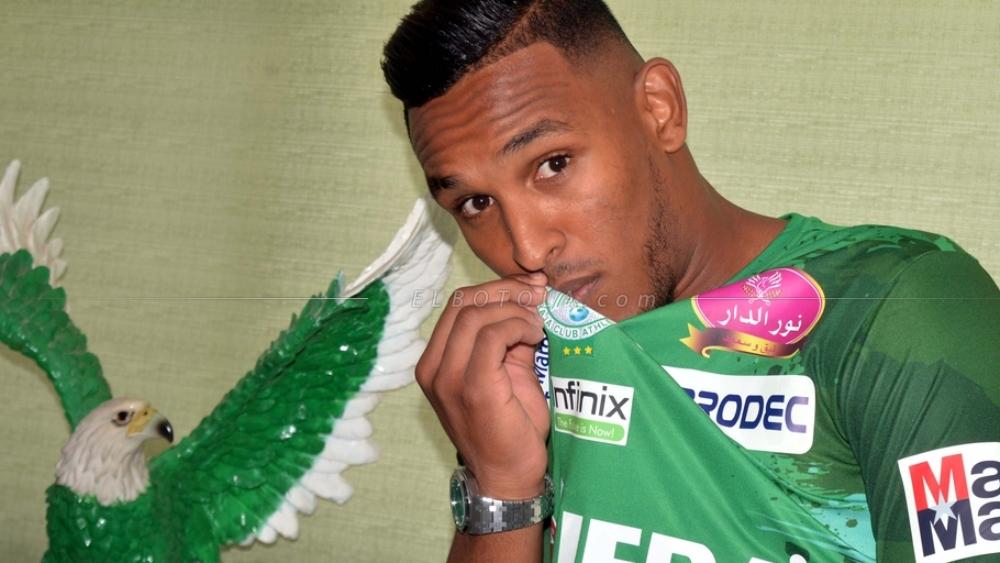 ميركاتو "البطولة" / رسميا: الرجاء الرياضي يضم سند الورفلي بشكل نهائي