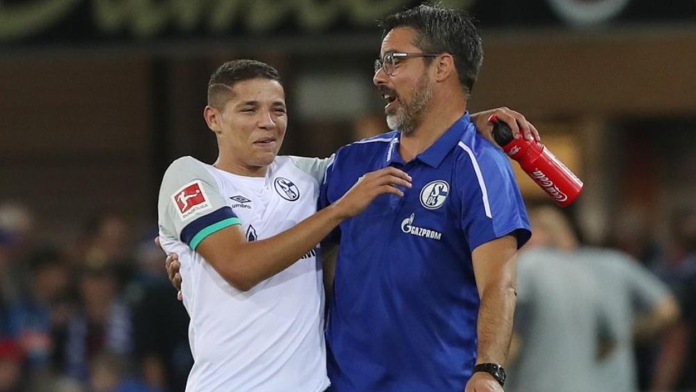 مدرب شالكه04 يُنوِّه بمستويات المغربي أمين حاريت