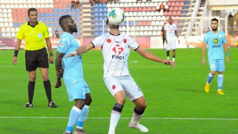 تعادل "مقلق" لأولمبيك آسفي في أولى "محطاته العربية"