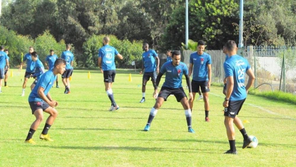 أولمبيك آسفي يضع "آخر اللمسات" قبل التوجه صوب البحرين..وإدارة النادي تقرر تأجيل الجمع العام