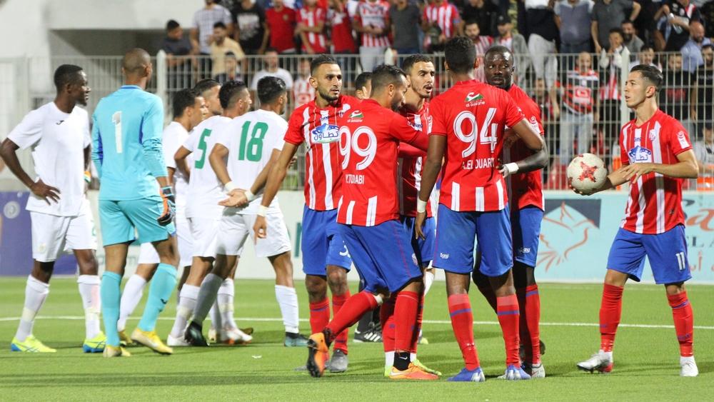 المغرب التطواني يتخطى نهضة الزمامرة ويُثبِّت أقدامه في الصَّدارة