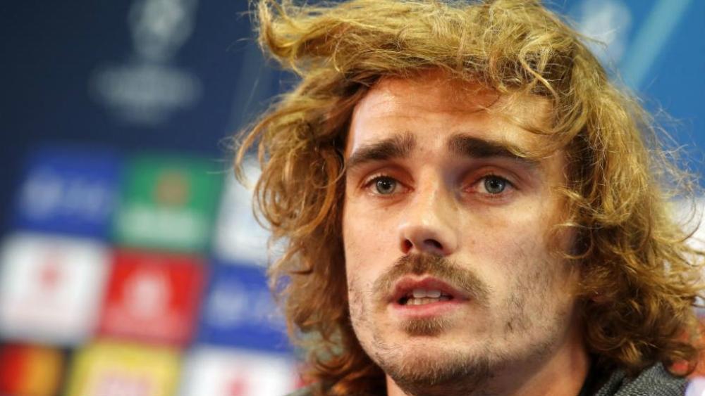 جريزمان: "أجد صعوبة في التواصل مع ليو ميسي"