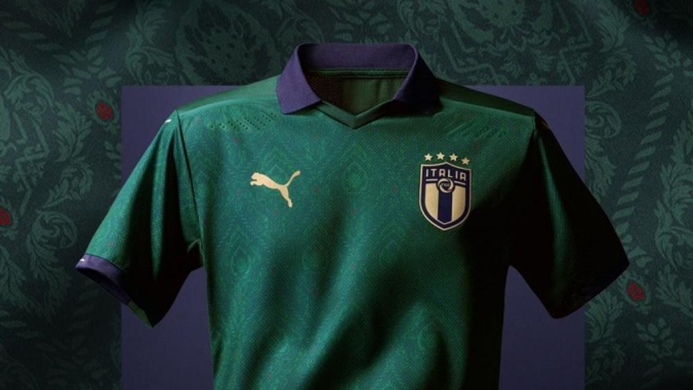 إيطاليا تحتفل بـ"جيلها الجديد" وتقرر اللعب باللون الأخضر.. التصميم مستوحى من "عصر النهضة"