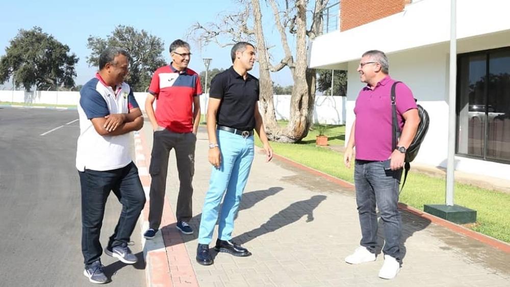 المدير التقني الوطني يزور مركز تكوين نادي الجيش الملكي