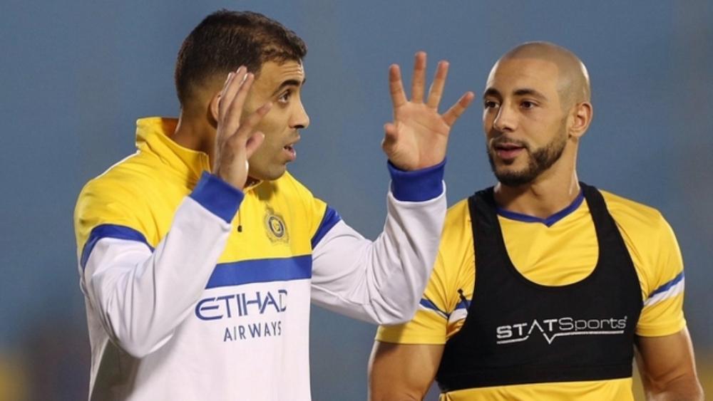 مدرب النصر غاضب من تصرفات أمرابط وحمد الله