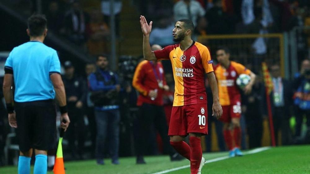 "إلترا أسلان" المُساندة لغلطة سراي تُسائل بلهندة وتُذكِّره بـ"أخطائه"