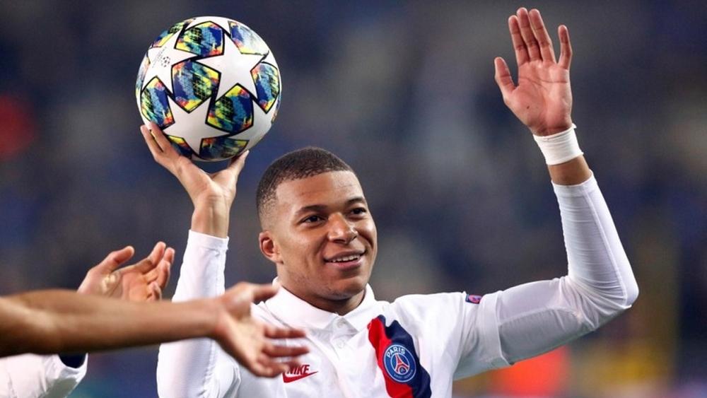 "مبابي يتحول إلى لاعب فردي" حسب دوغاري.. ويشير أنه "أصيب" بعادات نيمار