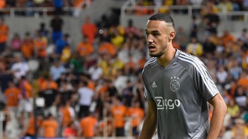 بعد روما.. مزراوي في مفكرة توتنهام وليستر سيتي