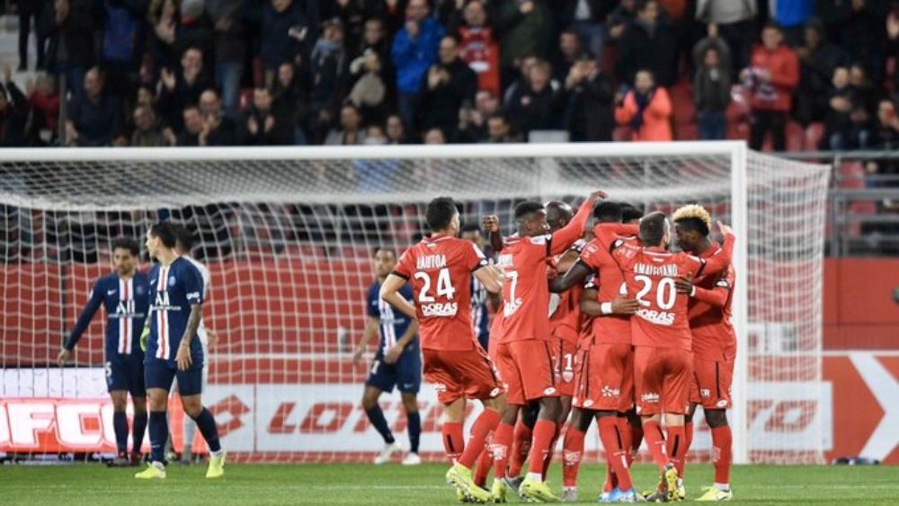 منير شويعر يقود ديجون لمباغتة باريس سان جيرمان والفوز عليه