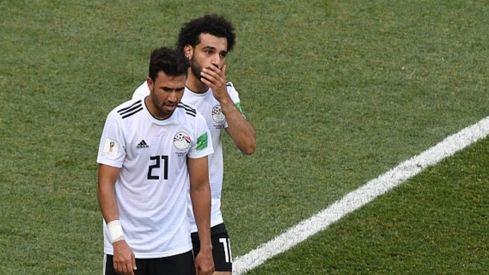 تريزيجيه يشرح لزملائه طريقة إيقاف صلاح قبل مواجهة ليفربول