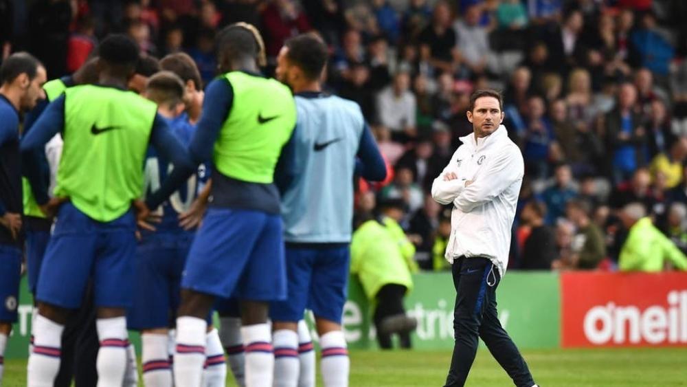 لامبارد ينتقد استخدام "تقنية الفيديو" في الدوري الإنجليزي