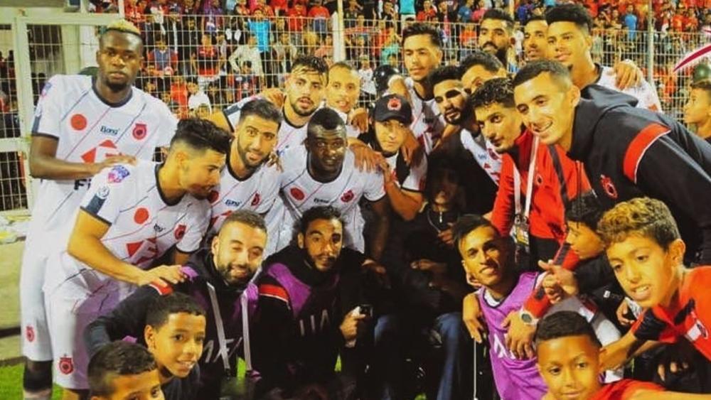 أولمبيك آسفي يُخصِّص نصف مداخيل مباراته أمام رجاء بني ملال لمُشجِّعه "أسامة"