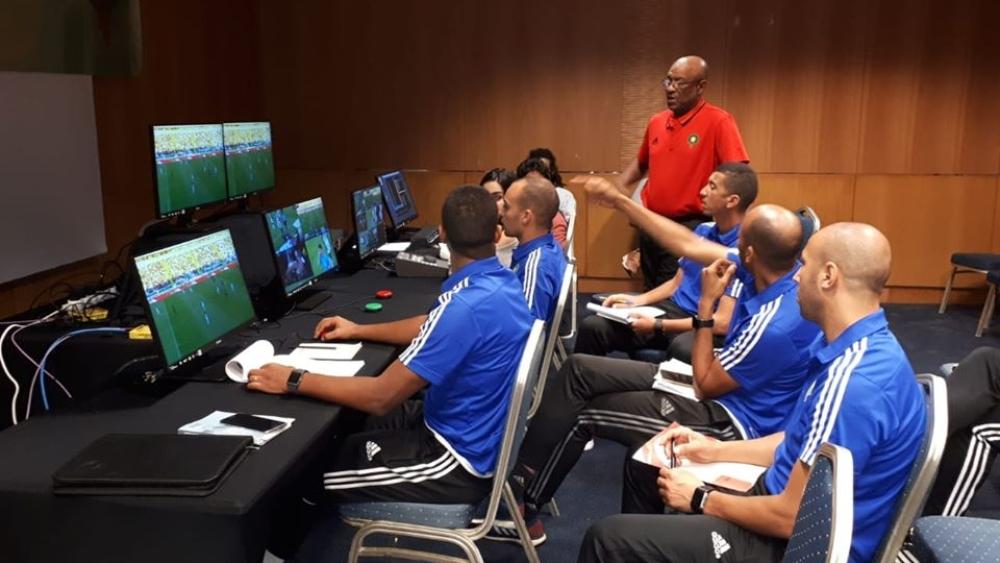 الجامعة تحصل على ترخيص من "الفيفا" لإستعمال "تقنية الفيديو" في دور نصف النهائي لكأس العرش