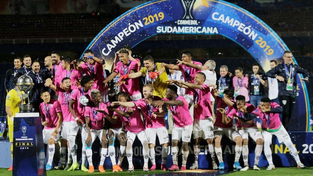 إندبندينتي الإكوادوري يُتوج بطلًا لـ"كوبا سودأمريكانا"