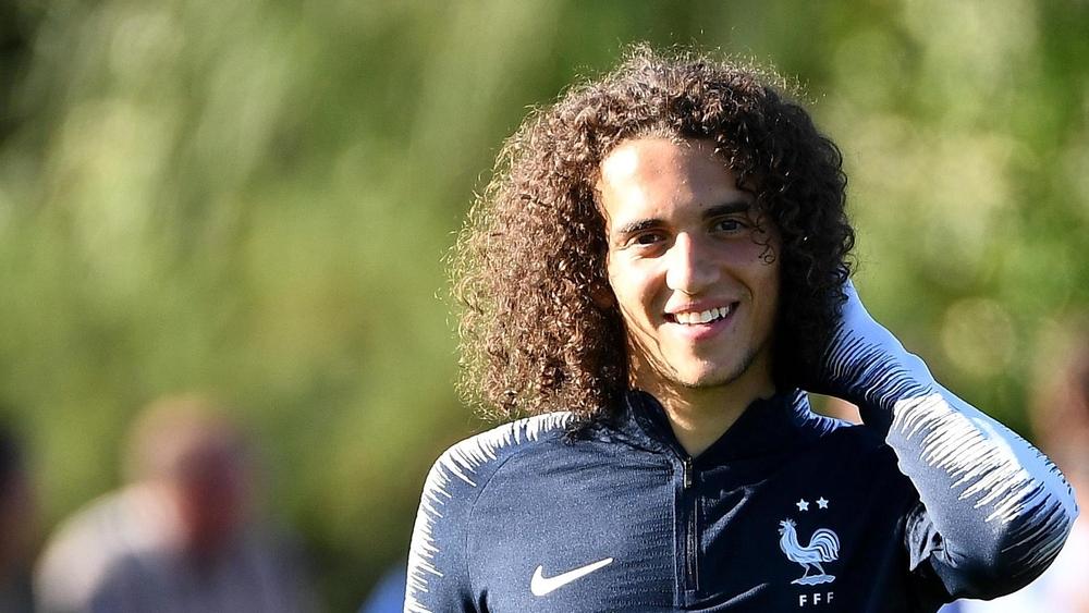 الكندوزي: "رياضة الكاراطي ساعدتني كثيراً في كرة القدم"