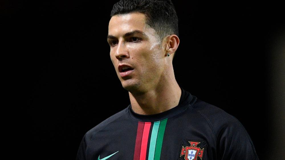 رونالدو يقترب من معادلة رقم الإيراني علي دائي.. والرد على ساري