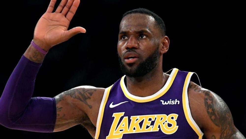 NBA | ليبرون جيمس يتحدث عن موعد اعتزاله