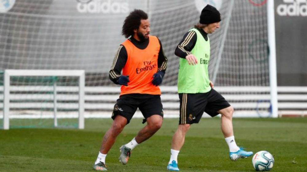 مودريتش يعود لتدريبات ريال مدريد الجماعية استعدادًا لريال سوسيداد