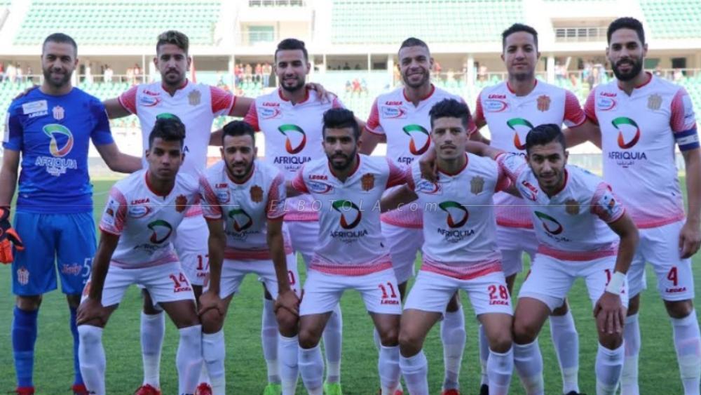 حسنية أكادير يُفاوض ثلاثة أطر وطنية لتعويض الأرجنتيني غاموندي