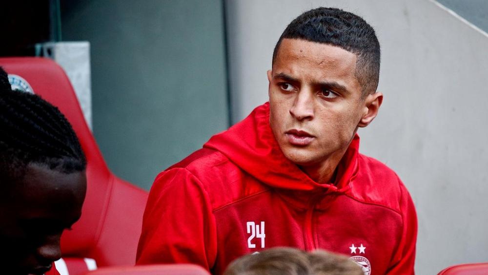 شقيق إيحاتارن عن الجامعة: "لقد جاءوا للحديث عن اختياره بعد يوم واحد من وفاة والدنا"