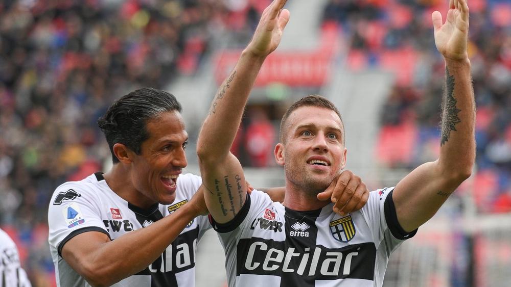 بارما يتعادل أمام مضيفه بولونيا في الدوري الإيطالي