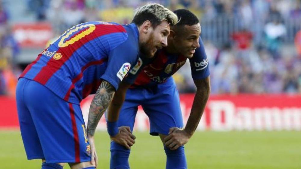 ميسي لنيمار: "خلال عامين سوف أغادر برشلونة وستأخذ مكاني"