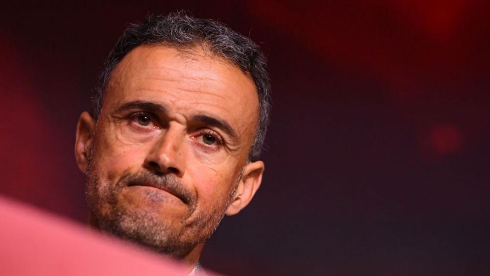 إنريكي عن مورينو: "أنا من أطحت به لا أريد أشخاصًا مثله في طاقمي"