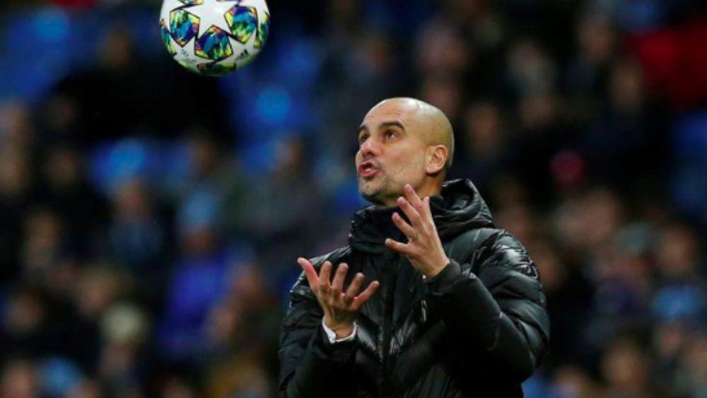 جوارديولا ينهي الجدل: "أهلاً بتجديد العقد"