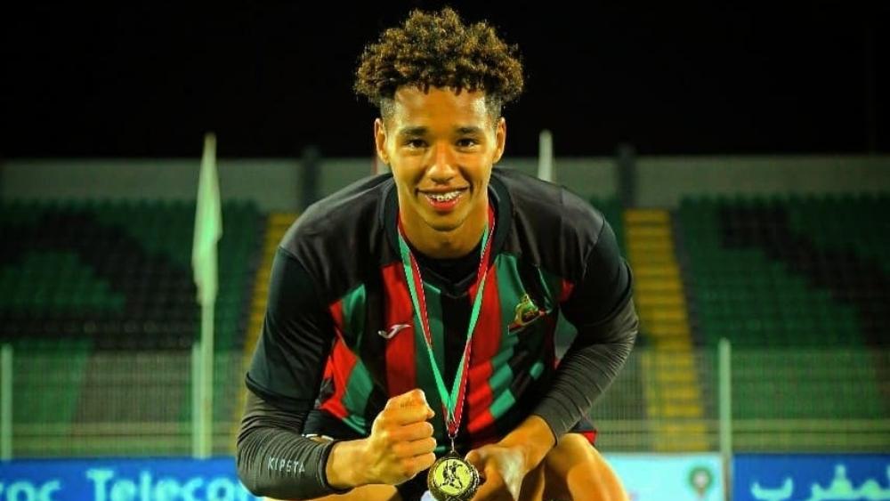 لاعب الجيش الملكي أيوب الجباري ينتقل إلى نادي كان الفرنسي