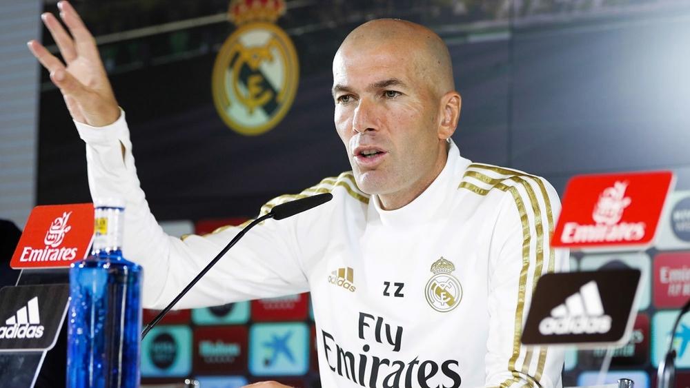 زيدان: "لن أمنع بيل من لعب 'الغولف'.. وإصابة هازارد أخطر مما كنا نتوقع"