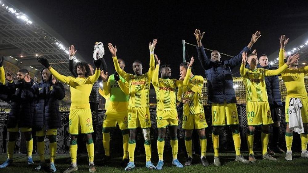 نانت يفوز على ديجون ويقفز ستة مراكز