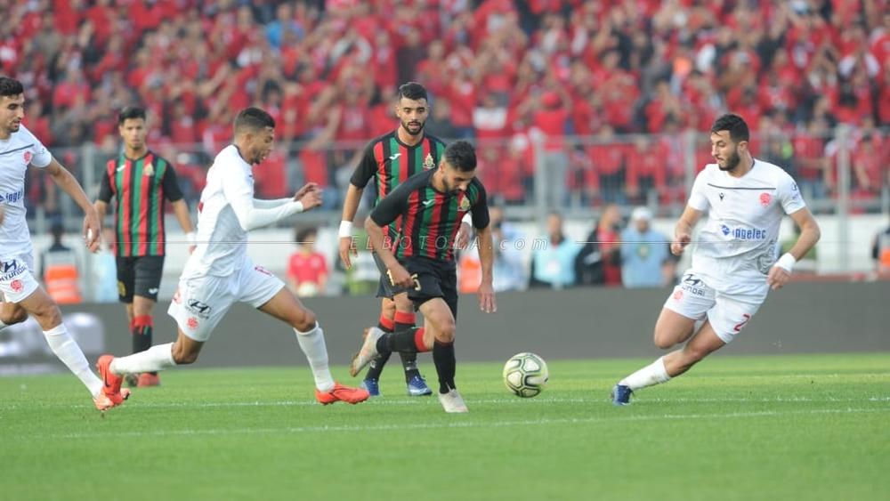 الوداد يحسم "الكلاسيكو" أمام الجيش ويقفز إلى صدارة "البطولة الاحترافية"