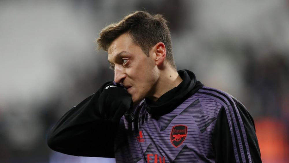 دعوة رسمية لأوزيل لزيارة شينجيانغ بعد تغريدته المثيرة للجدل