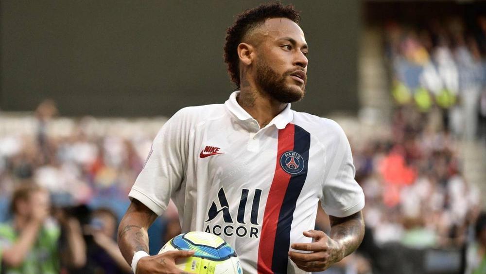 نيمار: "لماذا قد أرغب في الرحيل عن باريس؟"